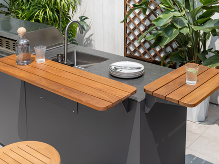 Cuisine extérieure LINEA 3-EN-1 avec barbecue à gaz, réfrigérateur et évier