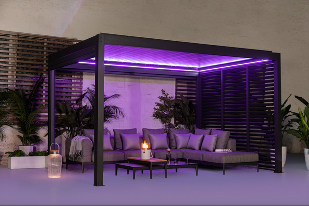 Pergola PLUS - Aluminium-Pergola mit LED-Lichtern und doppelten Lamellen