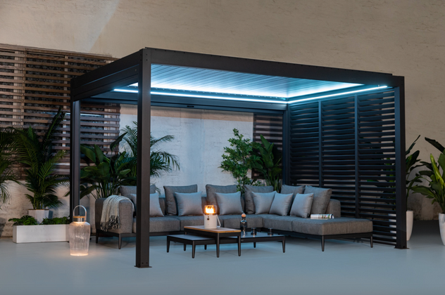 Pergola PLUS - Aluminium-Pergola mit LED-Lichtern und doppelten Lamellen