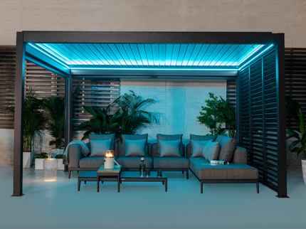 Pergola PLUS - Aluminum pergola with LED lights and double slats